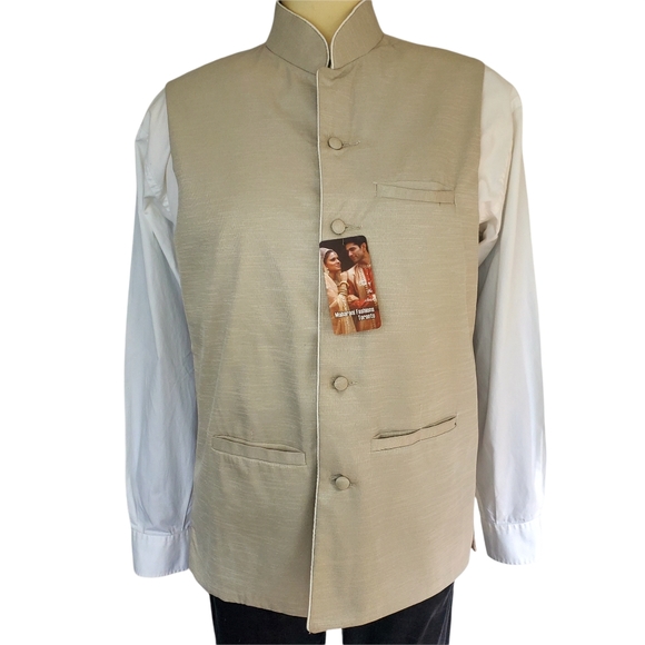 NWT Maharani Fashions Nehru Men's Size 42 - Picture 2 of 6